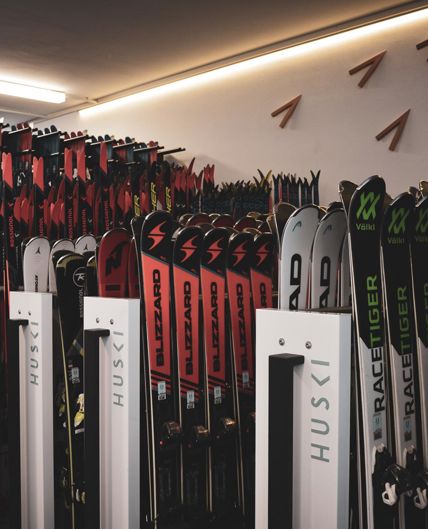 2025-11-25-huskirentals-186